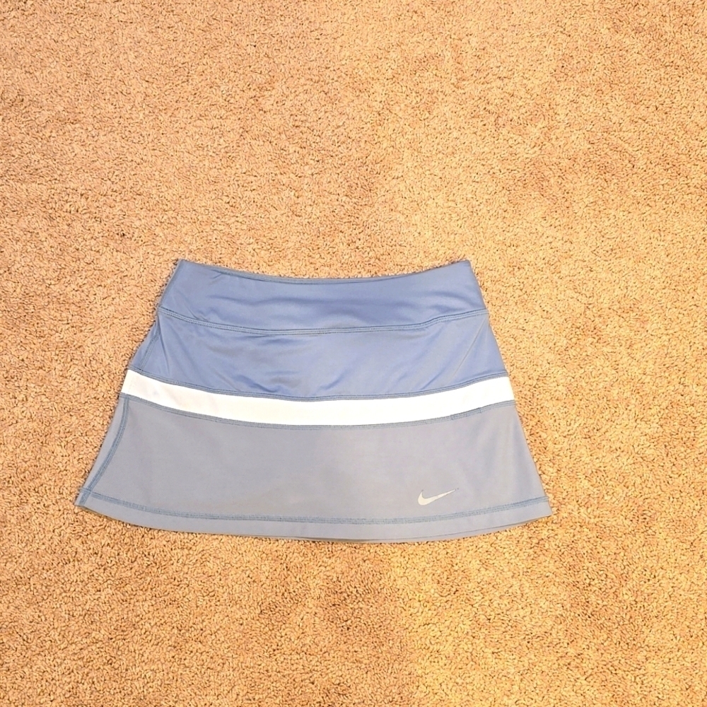 Nike skort. Size S